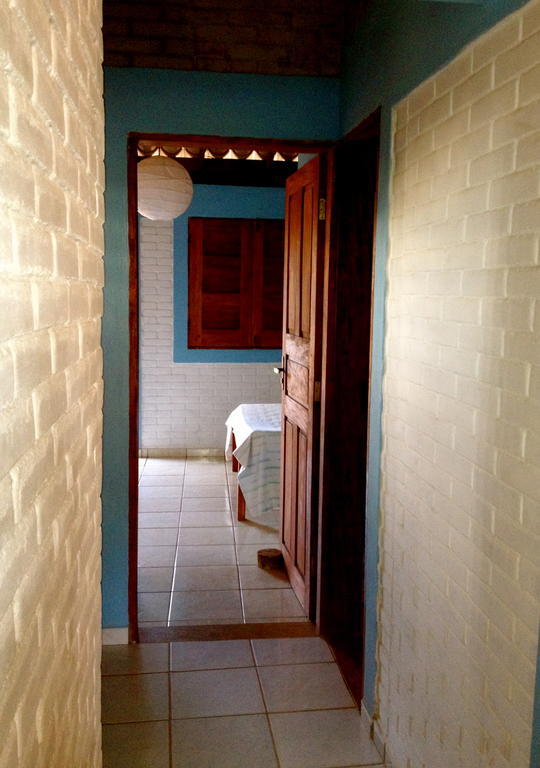 Casa Blanka 2010 - Eco Surf Guest House Itacare Ruang foto